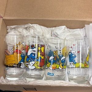 Smurf Themed Glass Set